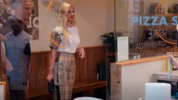 Chanel Time­less Clutch Quilt­ed Caviar worn by Alexia Echevarria as seen in The Real Housewives of Miami (S06E05)