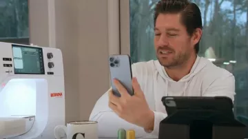 Copa Monograma de Umbral utilizada por Craig Conover como se ve en Southern Charm (S09E11)