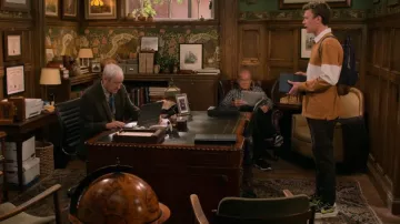 Nike Undercover LD Waffle Bright Citron Black And Yellow worn by David Crane (Anders Keith) as seen in Frasier (S01E09)