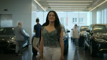 Veronica Beard Randa Silk Top worn by Mireya Garcia (Carmela Zumbado) as seen in Power Book IV: Force (S02E06)