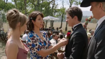Park y el quinto vestido Waldorf usado por Amy Fleming (Amber Marshall) como se ve en Heartland (T17E10)