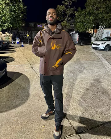 New Balance 2002R x The Basement Earth Brown worn by Dave on the Instagram account @santandave