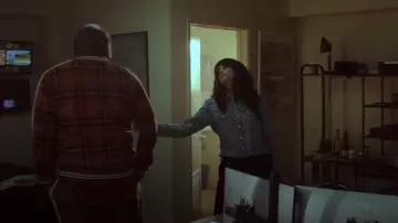 Levi's Ultimate Western Shirt worn by Lorraine (Vanessa Ferlito) as seen in Bookie (S01E02)