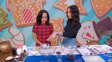 Ann Taylor Shimmer Houndstooth Tweed Shift Dress worn by Linsey Davis as seen in Good Morning America on December 4, 2023
