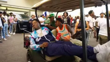 Sergio Tacchini Pantalon de survêtement 'Griante' bleu marine marine porté par Real Boston Richey dans The Type (Official Music Video) ft. YTB Fatt