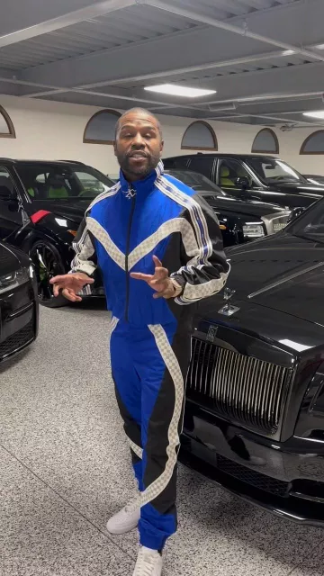 Pantalones de chándal Louis Vuitton Blue & Grey Damier Colorblock usados por Floyd Mayweather en la cuenta de Instagram @floydmayweather