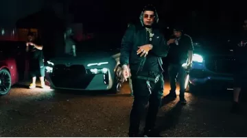 Zapatillas Nike Jordan 8 Retro 'Playoffs' que lleva DeeBaby en Can't Tell Me ( VIDEO OFICIAL )