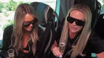 Masque Dior' Diorxtrem MU 00mm Lunettes de soleil portées par Heather Gay comme on le voit dans The Real Housewives of Salt Lake City (S04E13)