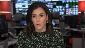 Boden Jersey Mini Dress In Black/Gardenia Swirl worn by Hallie Jackson as seen in Today on  December 5, 2023