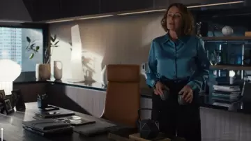 Toptier Cast Iron Teapot Pam (Marnie McPhail) as seen in Orphan Black: Echoes (S01E02)
