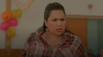 Sanctuary Dropped Shoul­der Tu­nic worn by Jo (Roseanne Supernault) as seen in Acting Good (S02E08)