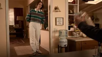 Nike White Sweatpants worn by Casey Gardner (Brigette Lundy-Paine) as seen in Atypical (S04E07)