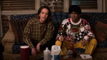 Urban Outfitters Em­broi­dered Cor­duroy Beach Pant worn by Zahid (Nik Dodani) as seen in Atypical (S04E04)