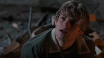 Rails Mckinley Jacket porté par Cole Walter (Noah LaLonde) tel qu’on le voit dans My Life with the Walter Boys (S01E05)