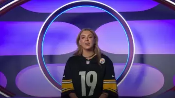 Nike Logo Pittsburgh Steelers JuJu Smith-Schuster worn by Graciemae Sinclair as seen in Big Brother (S15E14)