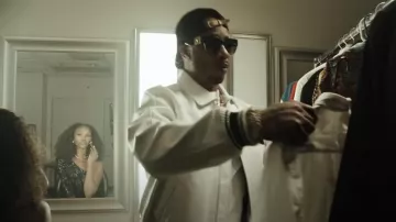 Lunettes de soleil Versace Black Square Medusa Stud portées par Benny the Butcher dans One Foot In with Stove God Cooks Music Video