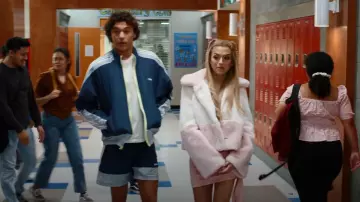 Adidas Light­weight Jack­et worn by Jamie Spano (Belmont Cameli) as seen in Saved by the Bell (S02E08)