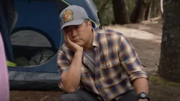 Banana Republic Flanella Plaid Shirt worn by Detective Gordon Katsumoto (Tim Kang) as seen in Magnum P.I. (S05E18)