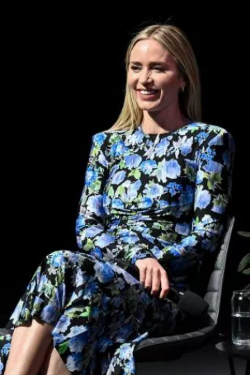 Philosophy Di Lorenzo Serafini Printed Lycra Midi Dress worn by Emily Blunt at Film Independent Oppenheimer Event on December 14, 2023
