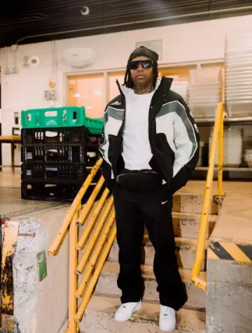 Rappers wearing nike on sale air force 1