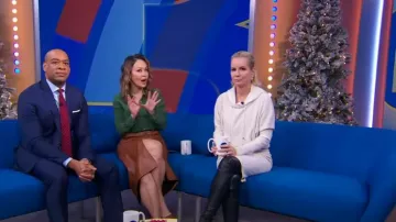 Tom Ford Hooded Ribbed Cashmere-Blend Dress worn by Jennifer Ashton as seen in Good Morning America on December 13, 2023