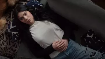 James Perse Sheer Slub Crew Neck Tee worn by Kate Bishop (Hailee Steinfeld) as seen in Hawkeye (S01E03)