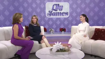 Vestido de Staud Hawthorne usado por Paige DeSorbo como se ve en Today with Hoda & Jenna el 18 de diciembre de 2023