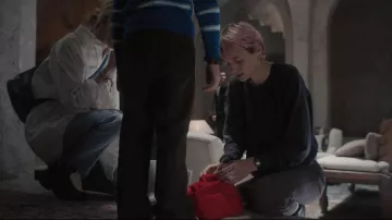 Reloj digital Casio usado por Darby Hart (Emma Corrin) como se ve en Un asesinato en el fin del mundo (T01E07)