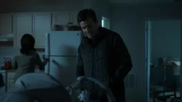 Sweat à capuche Smartwool Double Corbet 120 pour hommes porté par Martin 'Marty' Byrde (Jason Bateman) dans Ozark (S04E02)