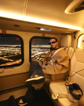 Namesake Beige Oversized Blazer Sweatshirt worn by J Balvin on the Instagram account @jbalvin