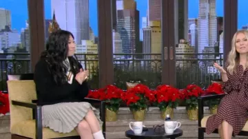 Sandro Contrast V Neck Jumper worn by Awkwafina as seen in LIVE with Kelly and Mark on December 18, 2023