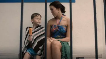 Eicolorte Beach Sarong Pareo Womens Semi-Sheer Swimwear Cover Ups Short Skirt with Tassels worn by Rebecca Pearson (Mandy Moore) as seen in This Is Us (S06E08)