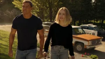 Sudadera Caslon A-Line usada por Roscoe Conklin (Willa Fitzgerald) como se ve en Reacher (S01E02)