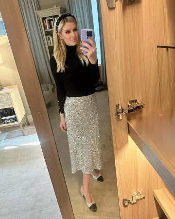 Alice + Olivia Maeve Sequin Slip Skirt worn by Nicky Hilton Rothschild on her Instagram post on December 21, 2023