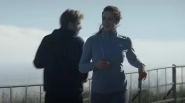 The North Face Glac­i­er Full Zip Jack­et worn by Kate Middleton (Meg Bellamy) as seen in The Crown (S06E07)