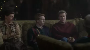 Vintage Striped Po­lo Ralph Lau­ren Shirt worn by Prince Harry (Luther Ford) as seen in The Crown (S06E07)