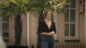 Ganni Barra Top worn by Becka (Jessica De Gouw) as seen in The Couple Next Door (S01E01)