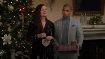 Diane von Furstenberg Jareth Robe portée par Katie Logan (Heather Tom) dans The Bold and the Beautiful le 22 décembre 2023