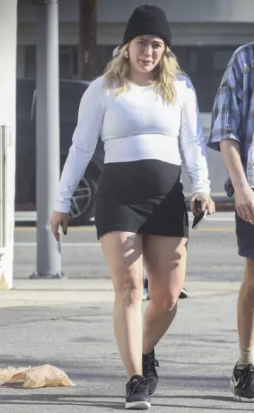 Alo Yoga Alosoft Top That Bra Tank worn by Hilary Duff in Los