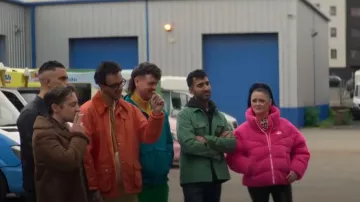 Barbour Be­dale Wax Jack­et worn by Vinnie (Joe Gilgun) as seen in Brassic (S05E09)