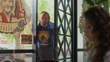 Lonely kids club I Have Binned Tee worn by Dom Chalmers (Angus Sampson) as seen in Bump (S03E04)