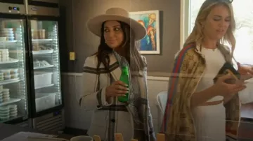 Por Malene Birger Abrigo largo Gritt usado por Leva Bonaparte como se ve en Southern Charm (T09E15)