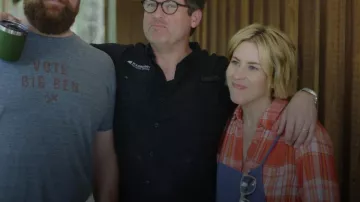 Luna Sky Jump­suits in Navy worn by Erin Napier as seen in Home Town (S08E01)