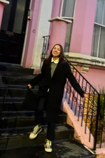 Converse Chuck High Top worn by  Olivia Rodrigo on her Instagram Post on January 6, 2023