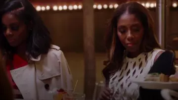 Hervé Léger Robe à franges portée par la comtesse Metcalfe dans Married to Medicine (S10E08)