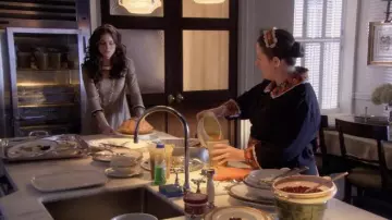 La robe portée par Blair Waldorf (Leighton Meester) dans la série Gossip Girl (Saison 1 Episode 9)