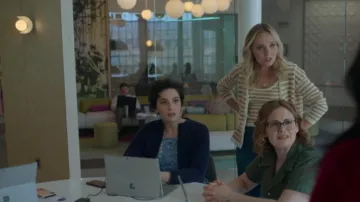 Madewell Open Stitch Cardi­gan worn by Claire Badgely (Seri DeYoung) as seen in Good Trouble (S05E12)