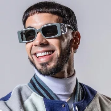 Gucci 1325 Sunglasses worn by Anuel AA on his Instagram account anuel Spotern