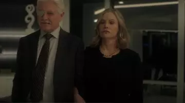 St. John Gold-But­ton Cropped Jack­et worn by Lorraine Lyon (Jennifer Jason Leigh) as seen in Fargo (S05E06)