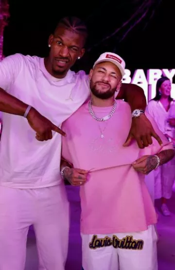 Louis Vuitton x NBA White Front Logo Shorts worn by Neymar on the Instagram account @neymarjr